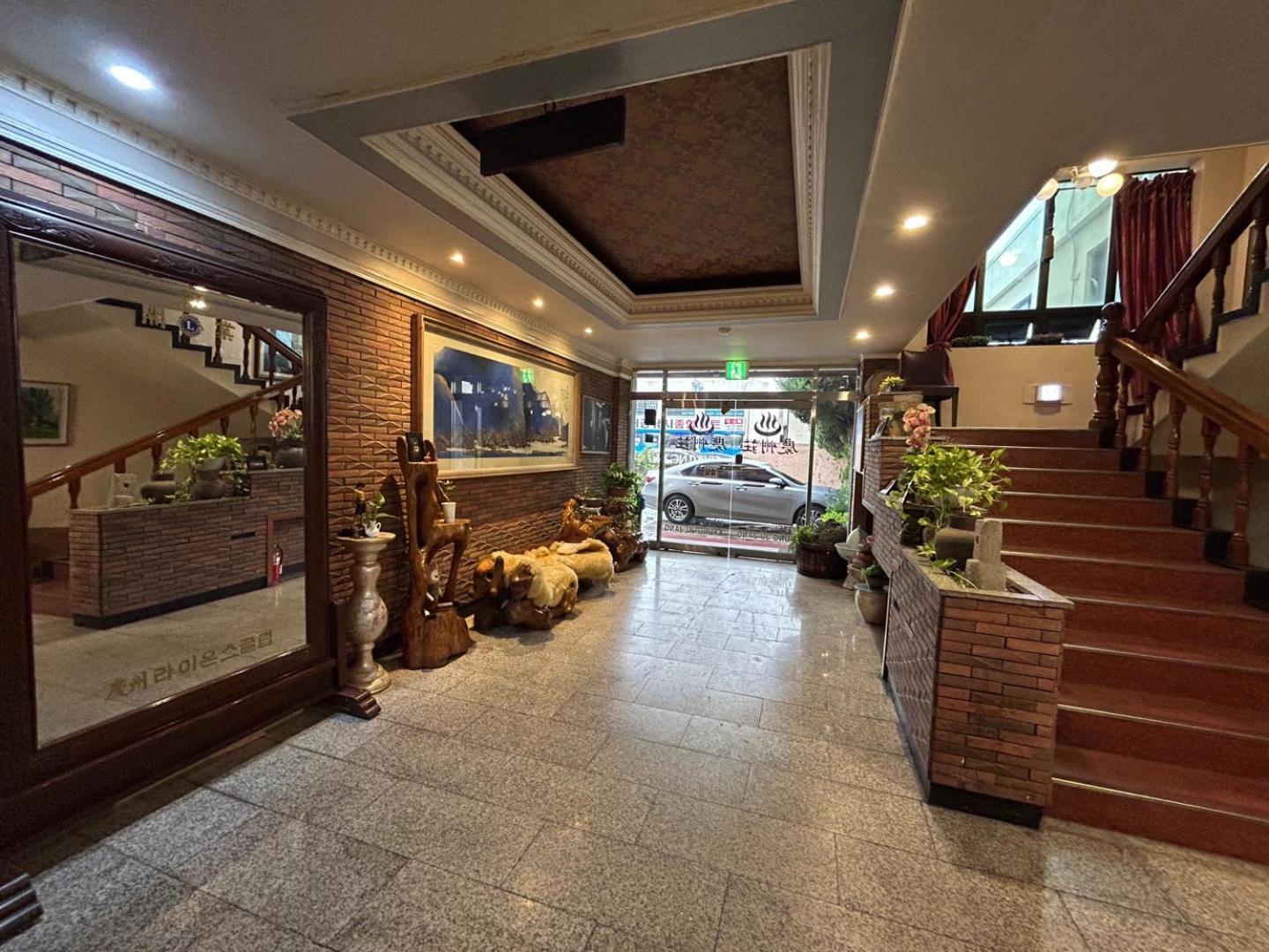 Gyeongju Jang Inn Bagian luar foto