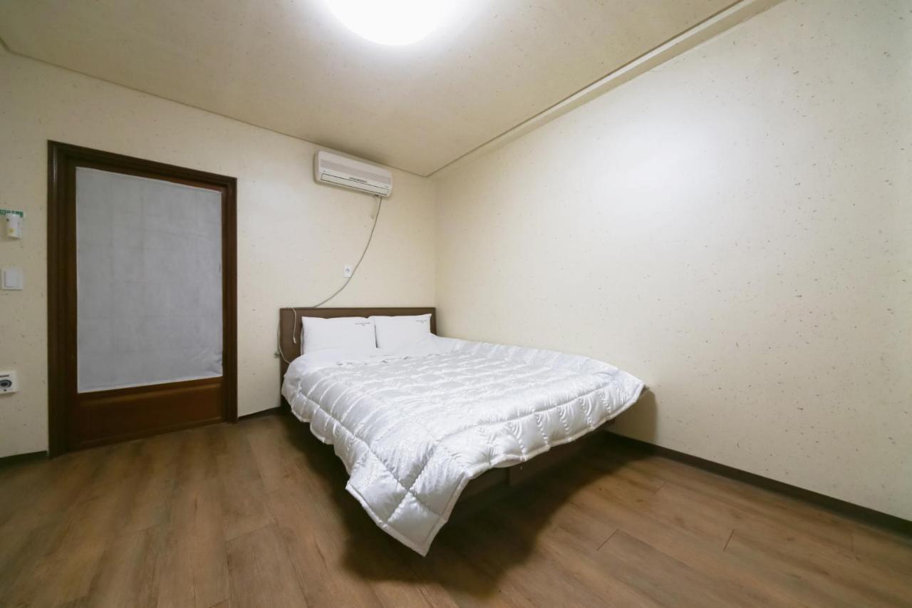 Gyeongju Jang Inn Bagian luar foto